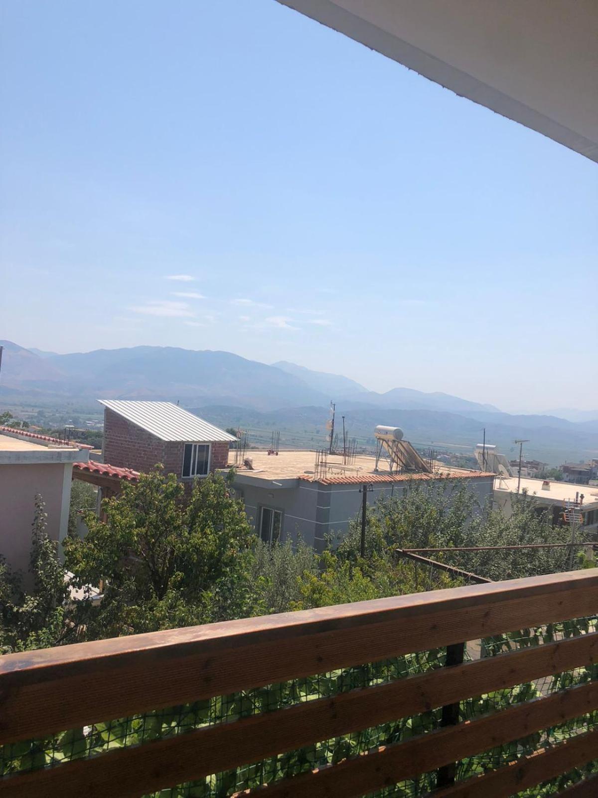 Mona'S Guesthouse Саранде Екстериор снимка