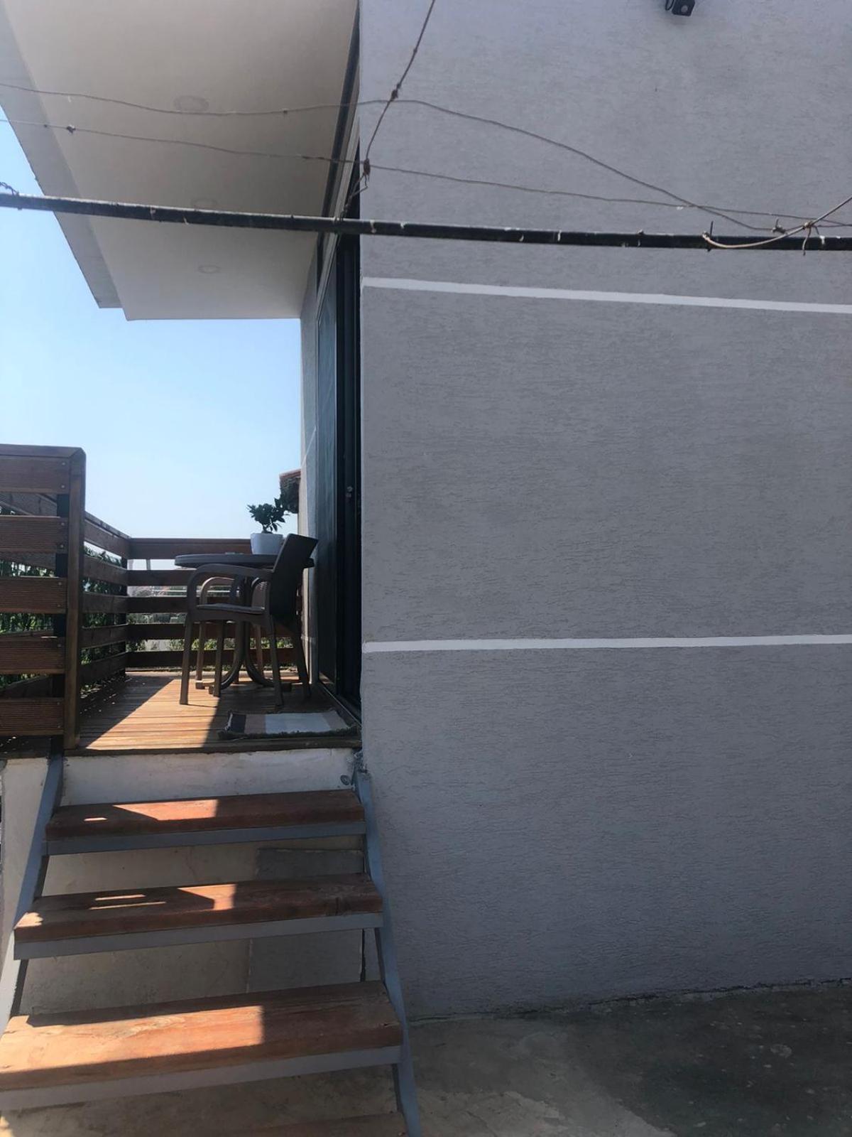 Mona'S Guesthouse Саранде Екстериор снимка