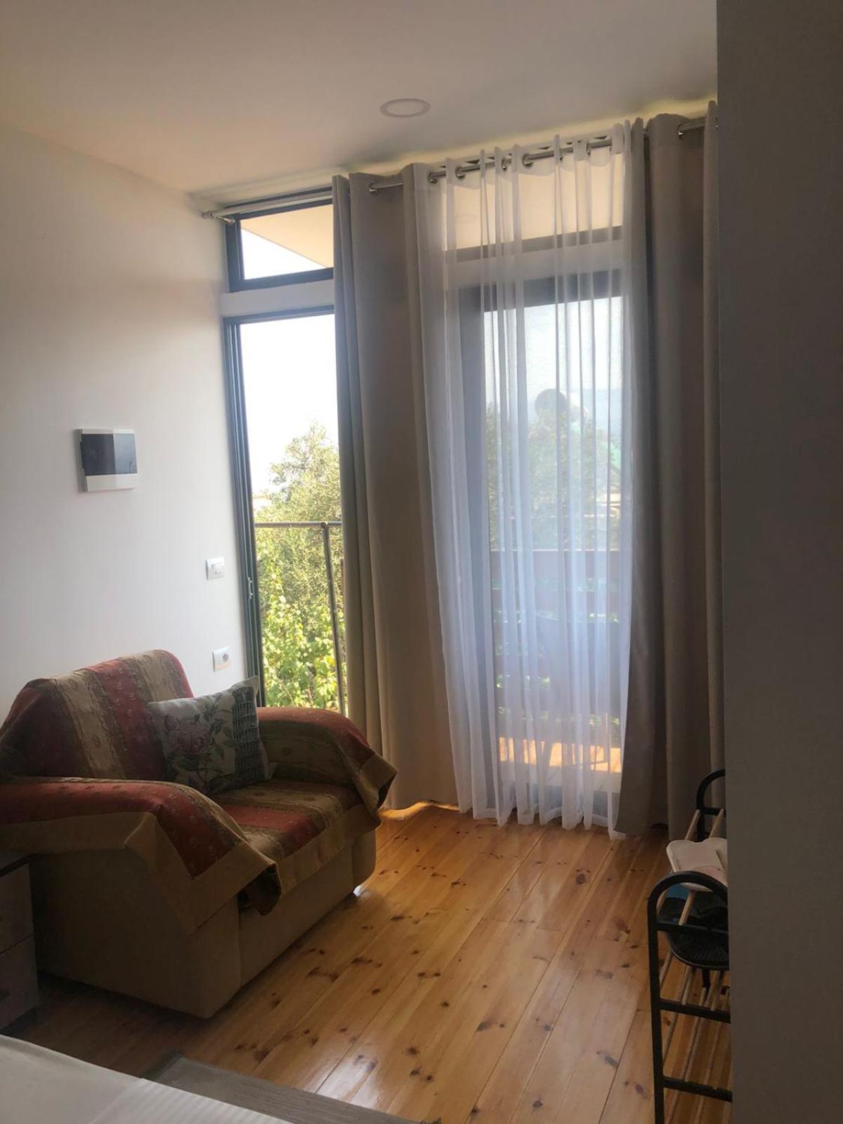 Mona'S Guesthouse Саранде Екстериор снимка
